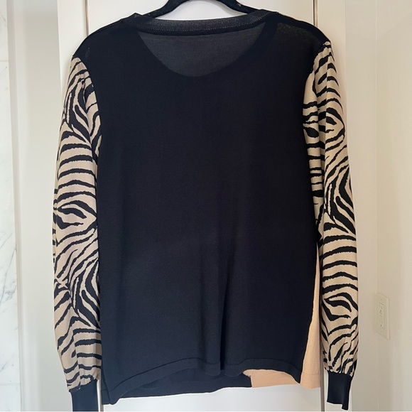 BLACK BEIGE KNITTED TOP WITH PRINTED SLEEVES SIZE S/M - Picture 6 of 10